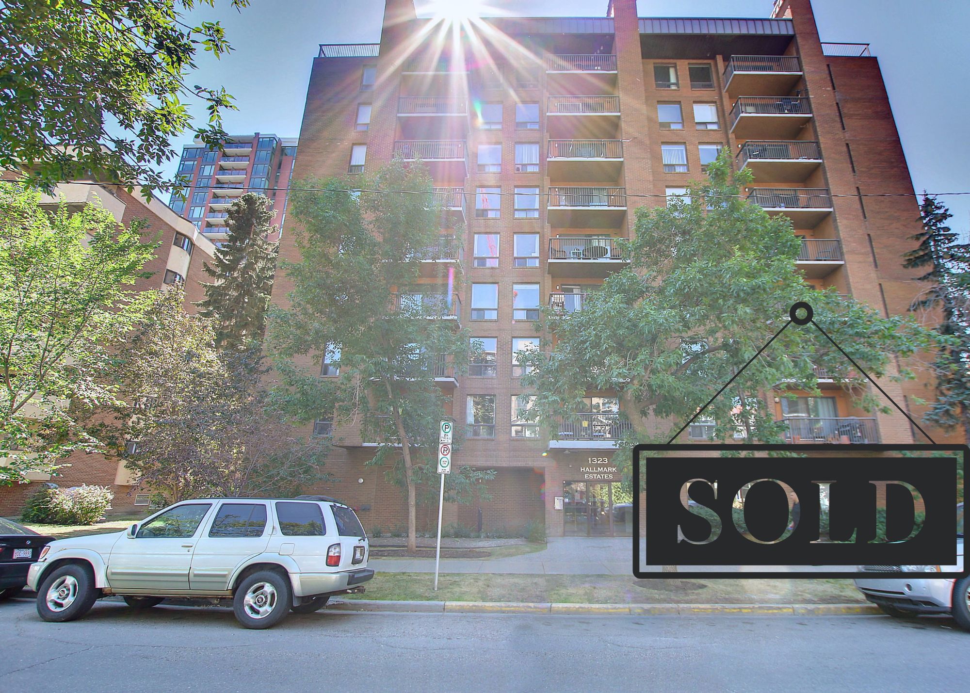 1323 15 Avenue SW # 405 Calgary, AB T3C 0X8