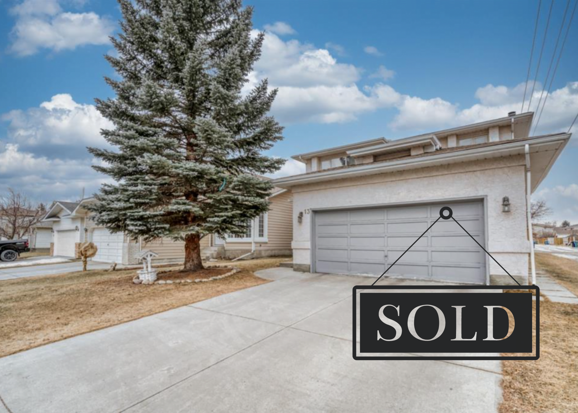 13 Sundown Way SE Calgary, AB T2X 3B8